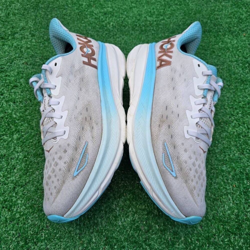 Hoka One One Clifton 9 - Women's Runnig shoes - Size 10B - Picture 8 of 11